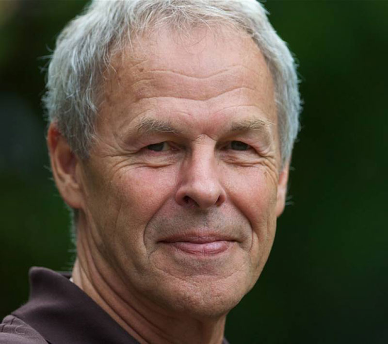 Linden MacIntyre